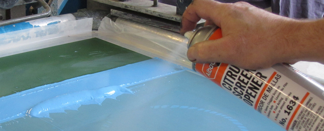 Screen Opener Spray: A Useful Tool That Shouldn’t Become a Habit